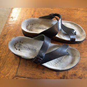 Mephisto Helen sandals size 38